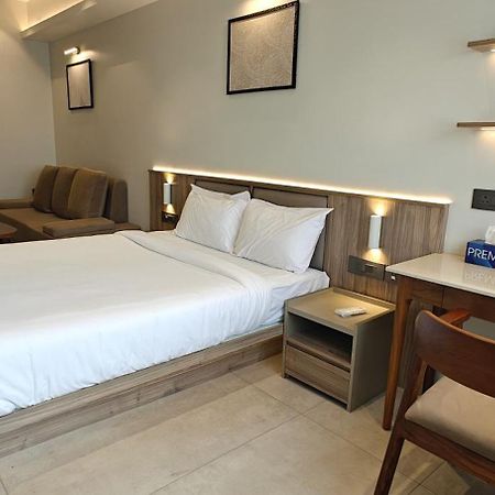 Alite Enclaves Fully Furnished Apartments Thrissur Kültér fotó